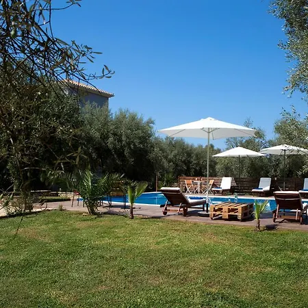 Maistros Апартаменты