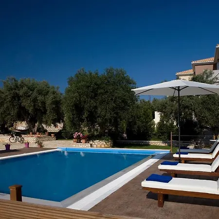 Апартаменты Maistros Цукаладес